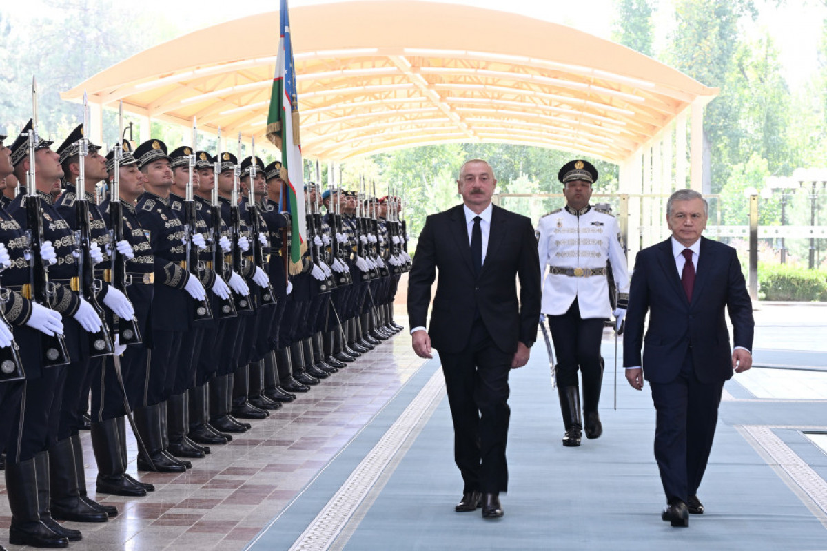 Prezident İlham Əliyevin Daşkənddə rəsmi qarşılanma mərasimi keçirilib