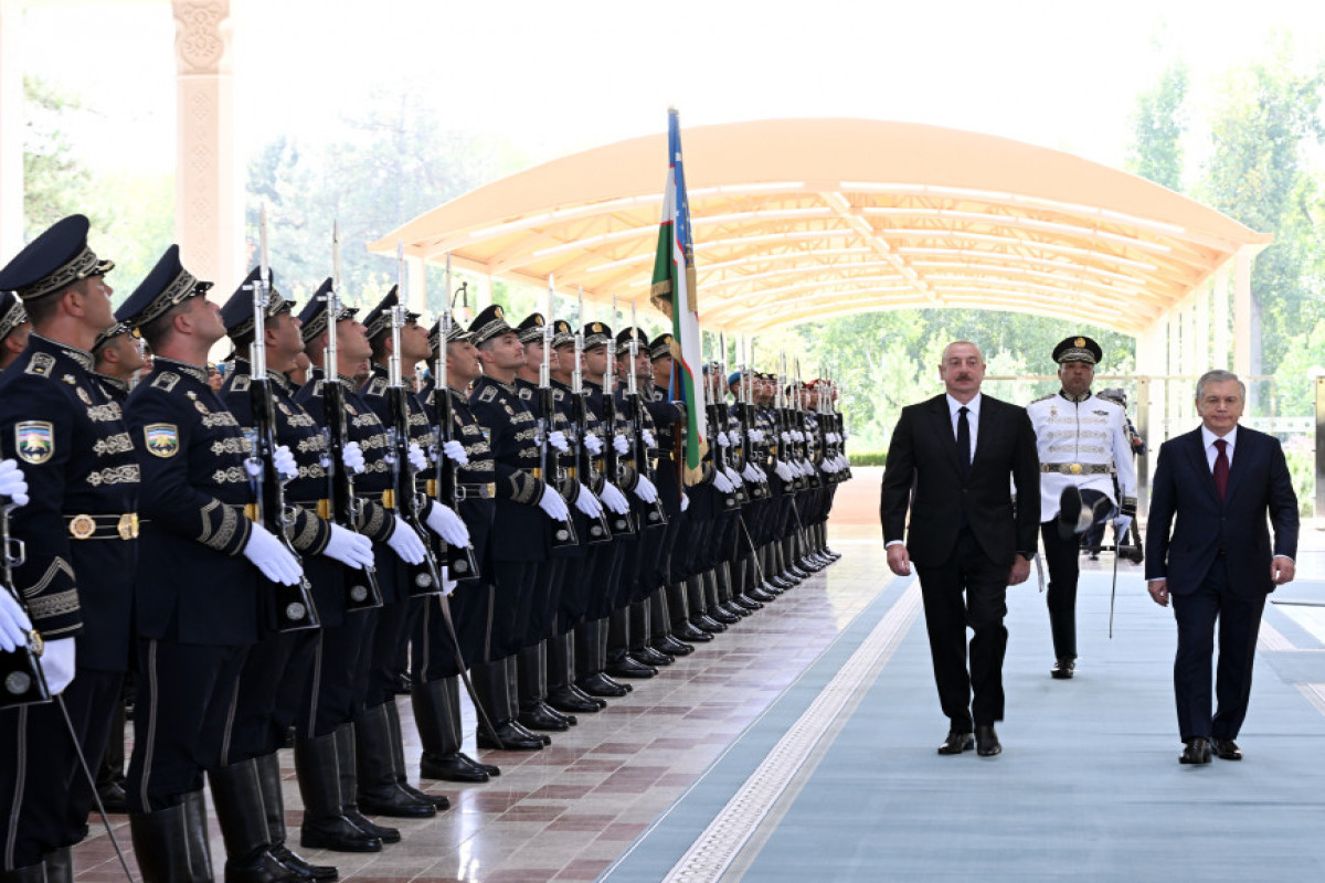 Prezident İlham Əliyevin Daşkənddə rəsmi qarşılanma mərasimi keçirilib