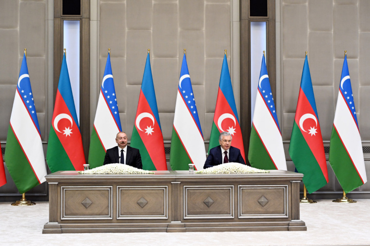 Azərbaycan və Özbəkistan prezidentləri mətbuata bəyanatlarla çıxış ediblər - YENİLƏNİB 