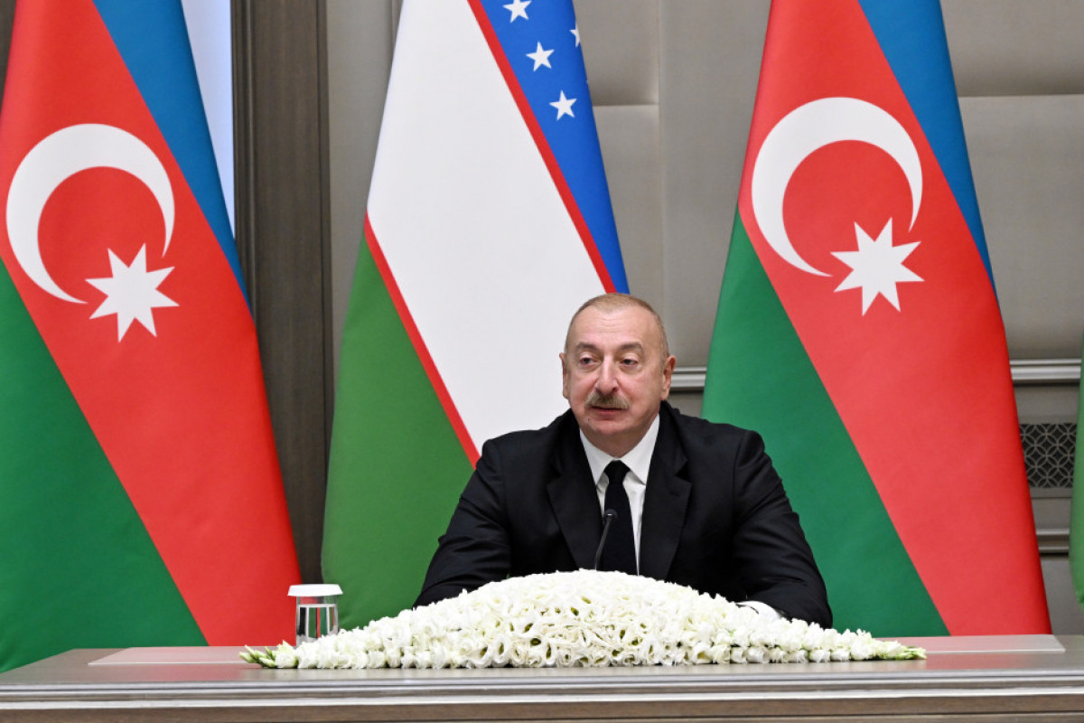 Azərbaycan Prezidenti Özbəkistanın sürətli inkişafını qeyd edib