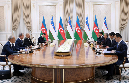 Azərbaycan və Özbəkistan prezidentlərinin məhdud tərkibdə görüşü