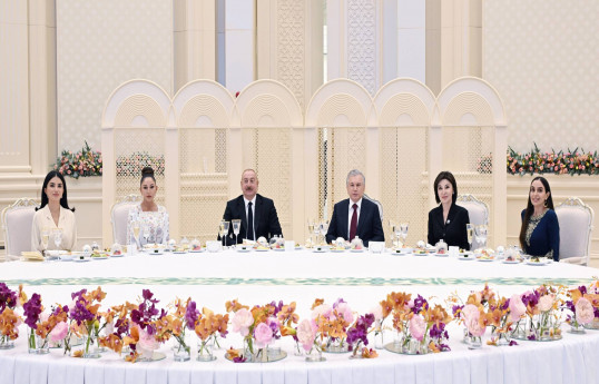 İlham Əliyevin və birinci xanım Mehriban Əliyevanın şərəfinə dövlət ziyafəti verilib