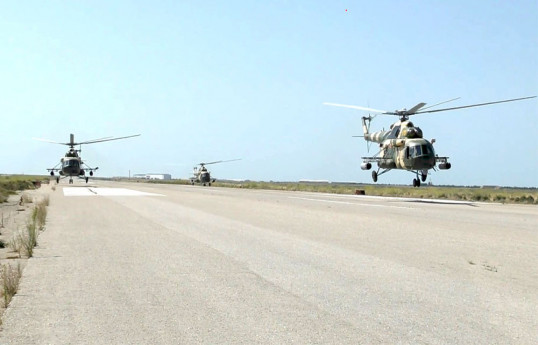 Hərbi Hava Qüvvələrinin helikopterləri ilə döyüş atışlı təlim keçirilib - VİDEO 