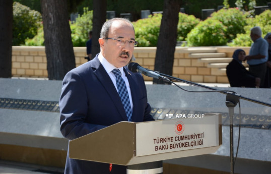 Cahit Bağçı