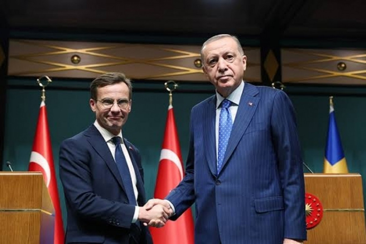 Ərdoğan İsveçin Baş naziri ilə NATO-ya üzvlük prosesini müzakirə edib