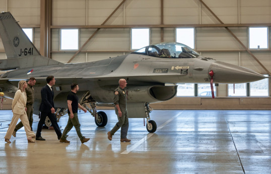 Niderland Ukraynaya daha 6 ədəd F-16 qırıcısı verəcək