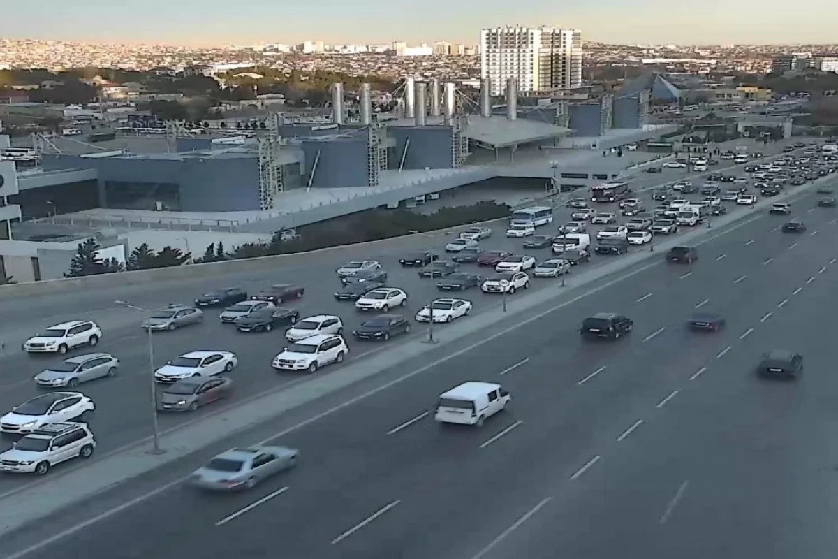Bakıda sıxlıq müşahidə edilən yollar - SİYAHI 