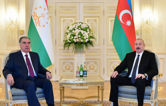 Emoməli Rəhmon Azərbaycan Prezidenti İlham Əliyevi təbrik edib
