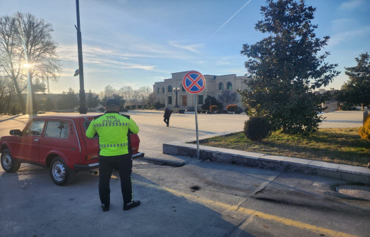DİN: İsmayıllıda dayanma-durma qaydalarını pozan sürücülər barəsində tədbir görülüb - FOTO 