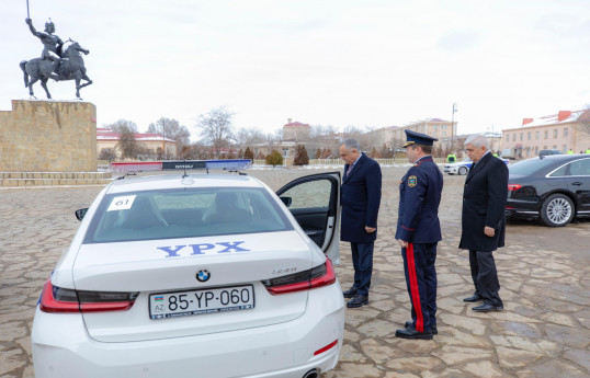 Naxçıvanda polisə yeni xidməti maşınlar verilib - FOTO 