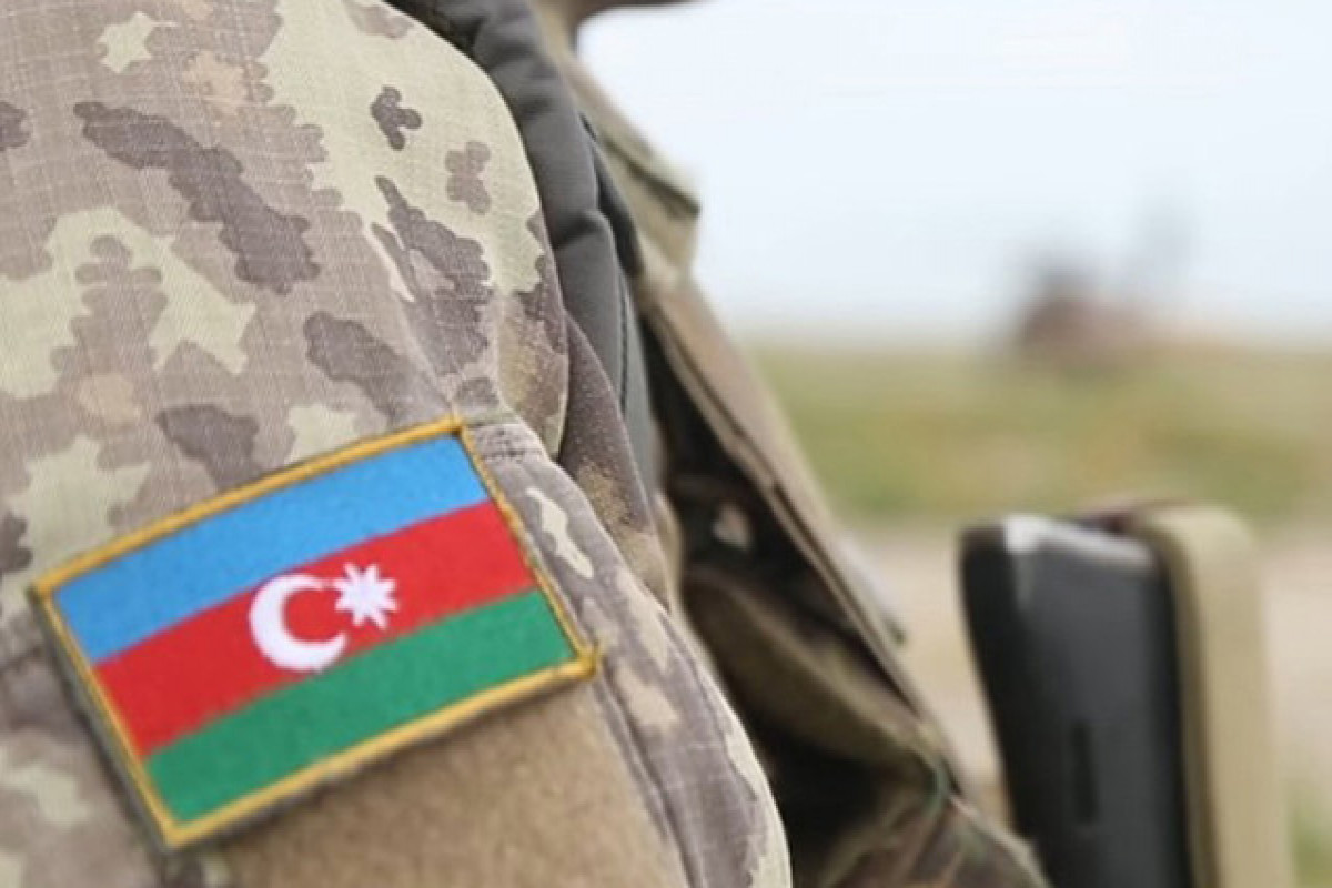 Azərbaycanda hərbçilərin pensiya yaşı artırılıb