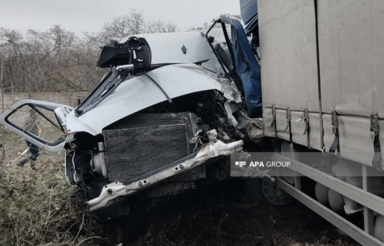 Xaçmazda TIR-la "Mercedes" toqquşub, ölən və xəsarət alanlar var - FOTO  - YENİLƏNİB-1 