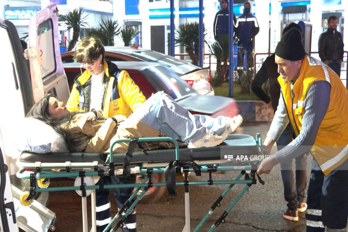 Bakıda qəza törədən xanım sürücü huşunu itirib - FOTO 