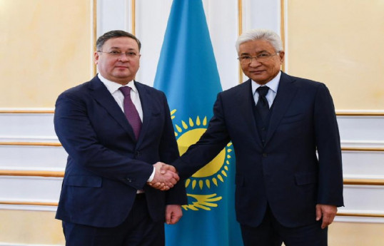 Qazaxıstan XİN rəhbəri KTMT Baş katibi ilə görüşüb