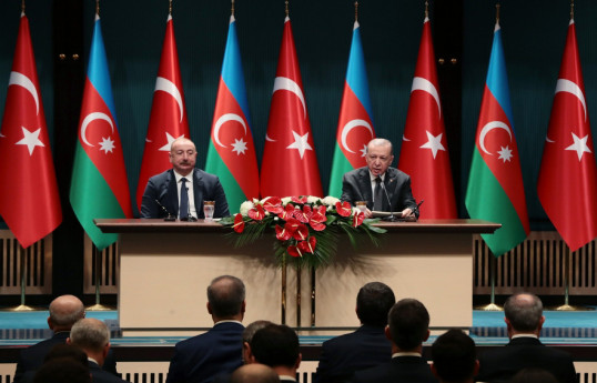 Prezident İlham Əliyev Rəcəb Tayyib Ərdoğanı Azərbaycana səfərə dəvət edib