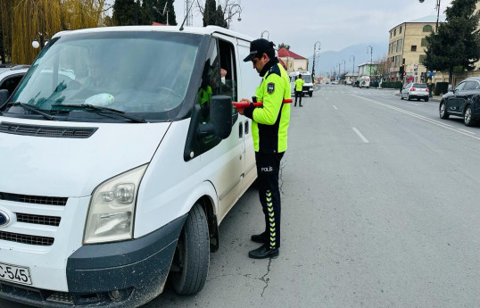 Balakəndə qayda pozan sürücülər məsuliyyətə cəlb olunub