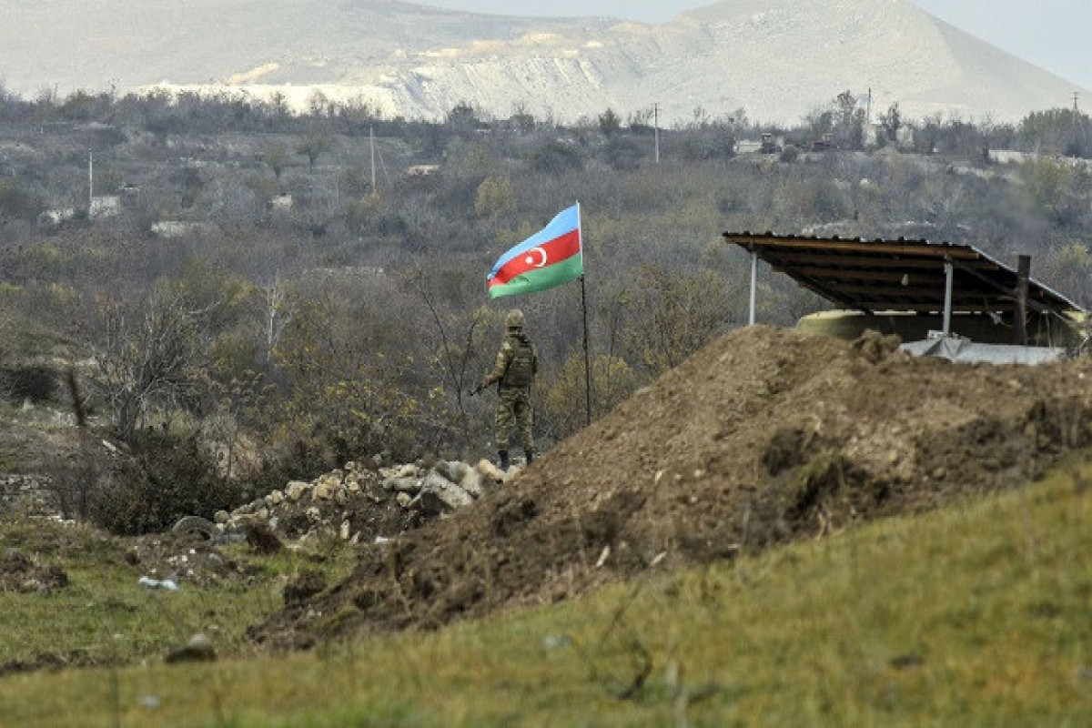 Azərbaycan-Ermənistan şərti sərhədində mövcud əməliyyat şəraiti təhlil edilib