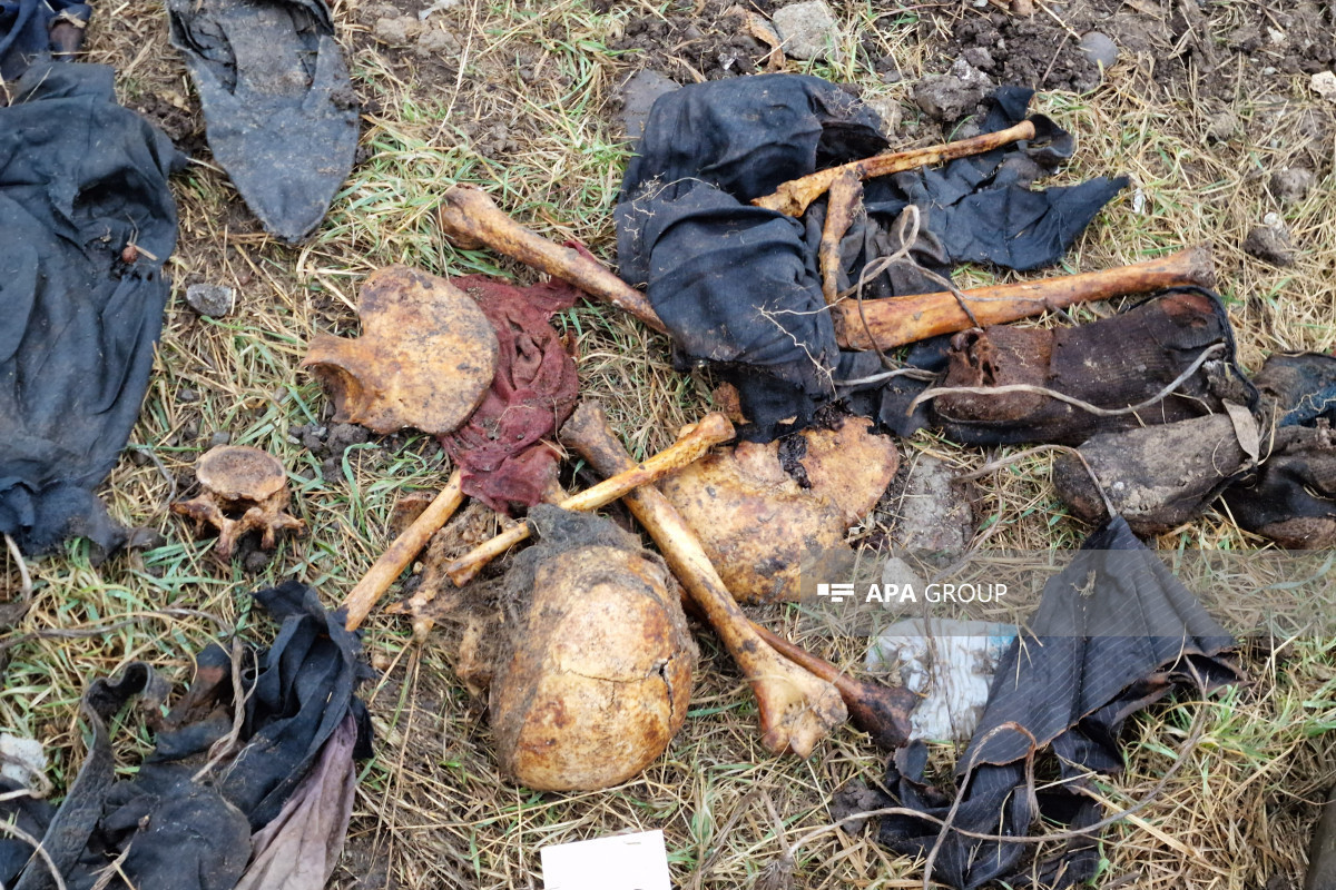 Dövlət Komissiyası: Xocalıda tapılan sonuncu kütləvi məzarlıqda ekshumasiya işləri davam edir