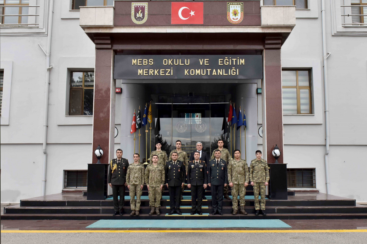 Военные представители Азербайджана посетили учебный центр в Турции