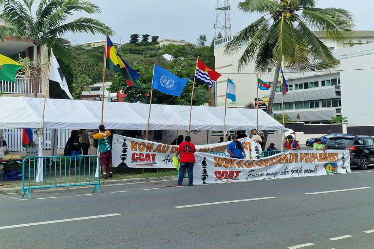 В Новой Каледонии прошла очередная акция протеста против колониальной политики Франции -<span class="red_color">ФОТО-ВИДЕО