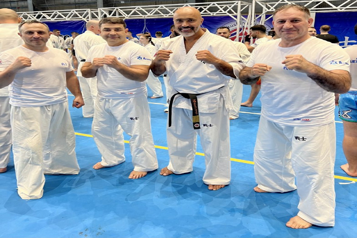 Karate Federasiyasının rəhbərliyi Bolqarıstanda seminarda iştirak edib