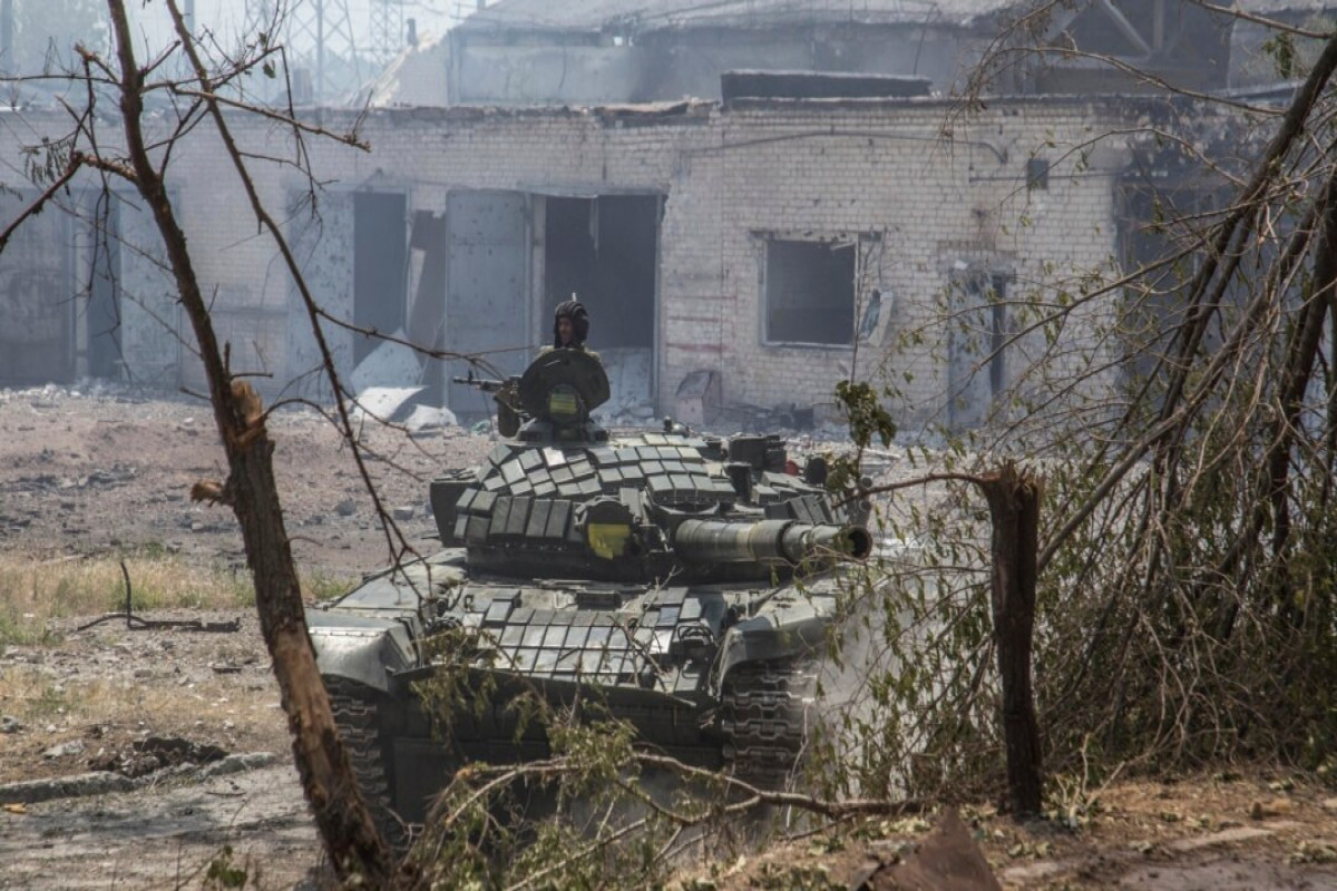 Ukrayna ordusu daha bir kənddən geri çəkildiyini açıqlayıb