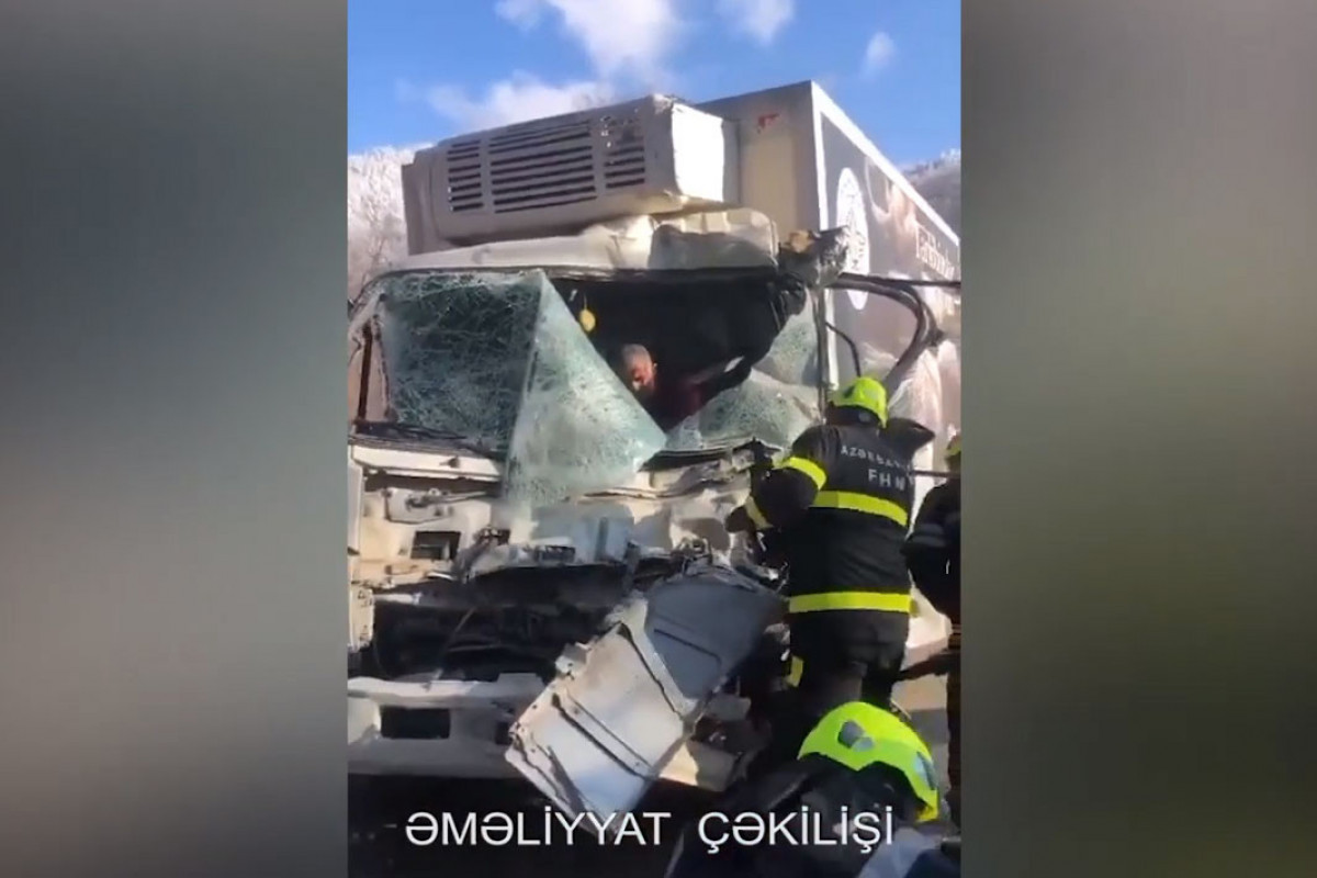 В северном регионе Азербайджана столкнулись два грузовика, есть пострадавшие -<span class="red_color">ВИДЕО-ОБНОВЛЕНО