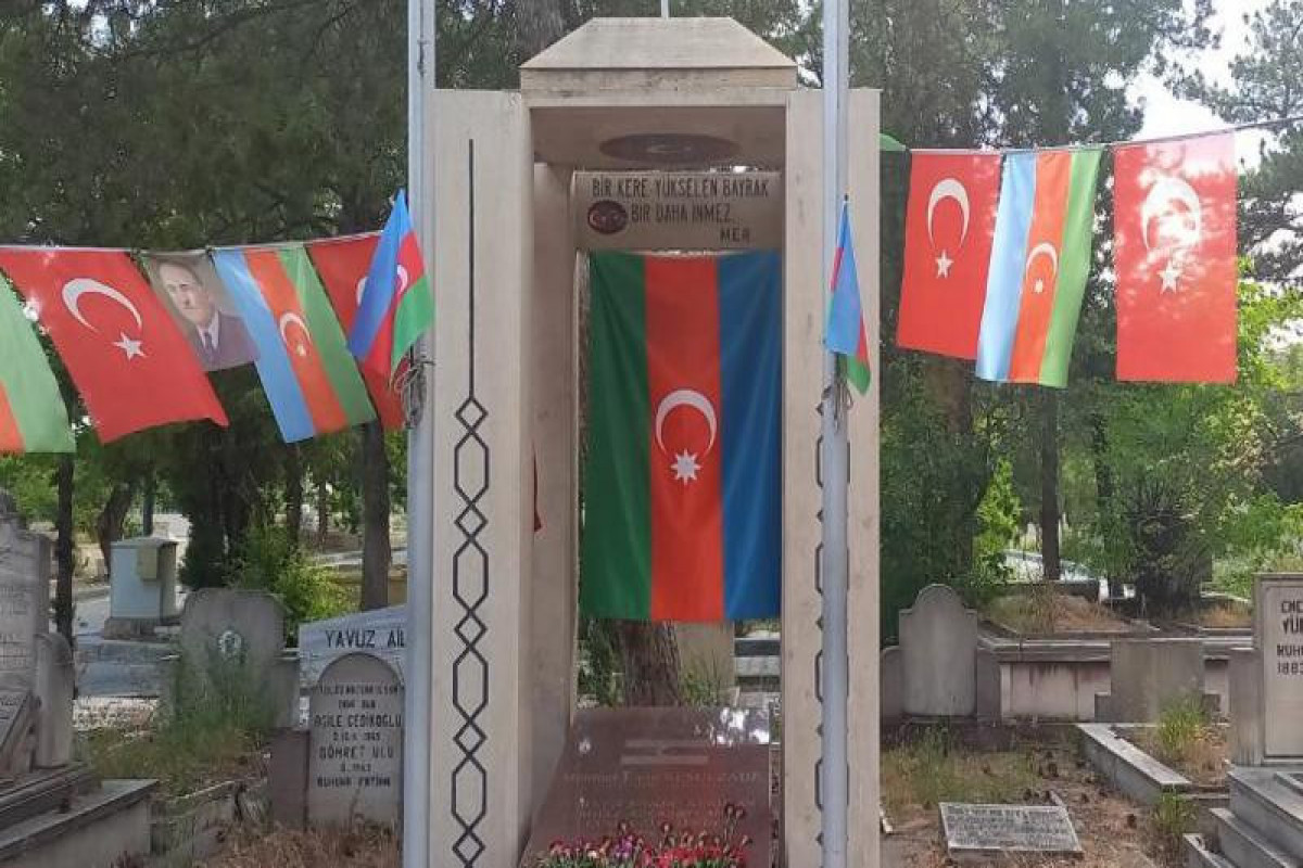 Embassy: Tomb of Mahammad Amin Rasulzada in Ankara is being improved