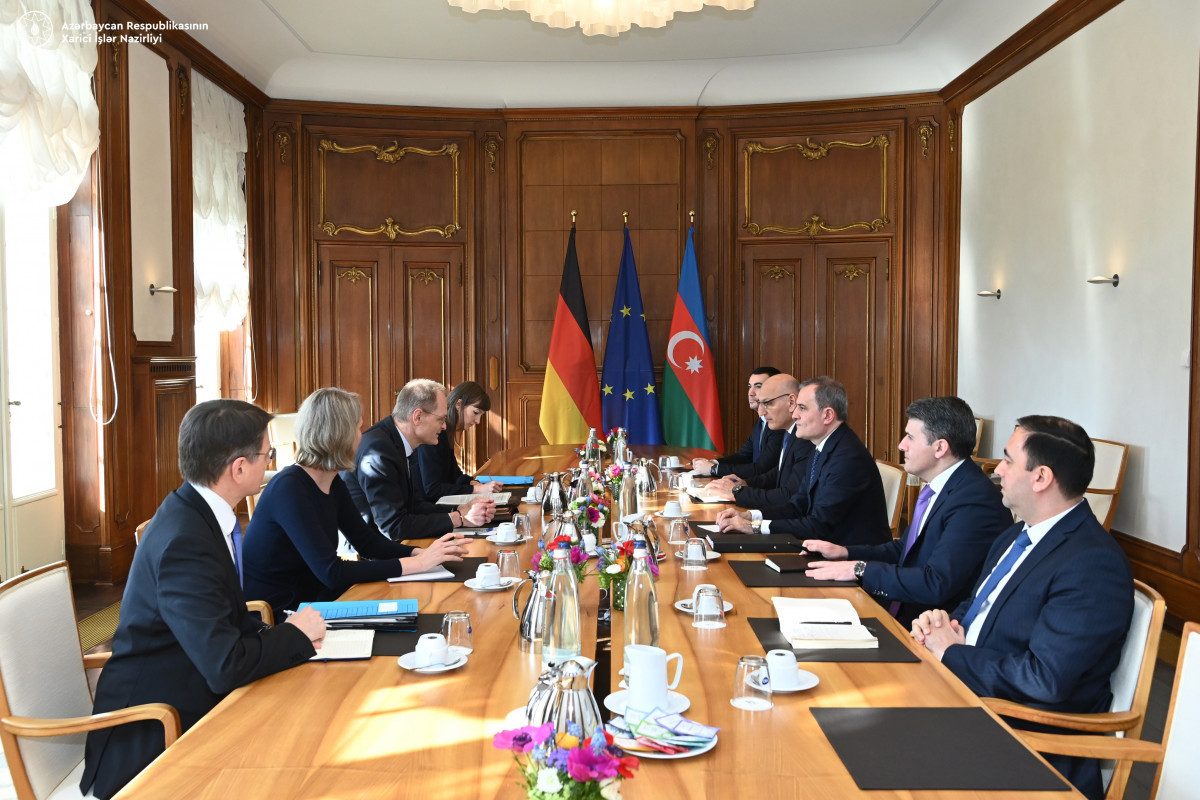 Глава МИД Азербайджана встретился с госсекретарем Германии