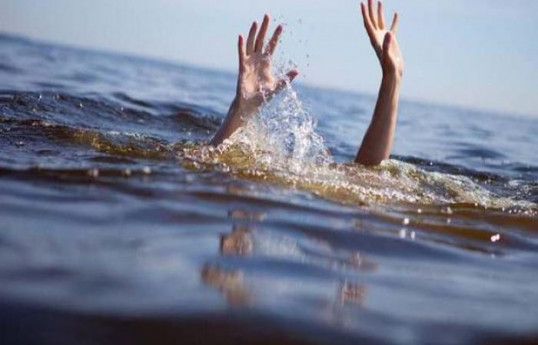 FHN dalğıcları su kanalında batması ehtimal olunan uşağın axtarışlarını davam etdirir - VİDEO 