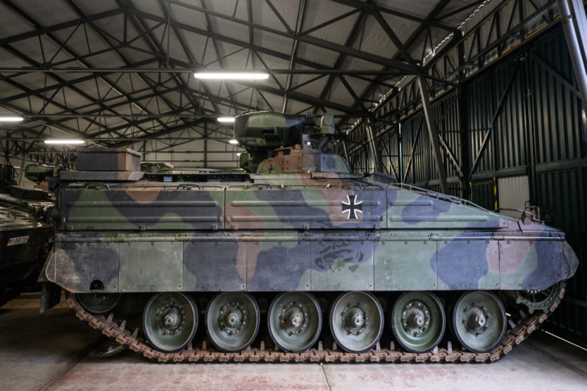 Almaniya Ukraynaya "Leopard" tankları, "Marder" zirehli maşını göndərib