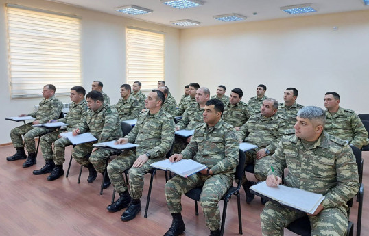 Azərbaycan Ordusunda komandir heyəti ilə toplanış keçirilir - FOTO 