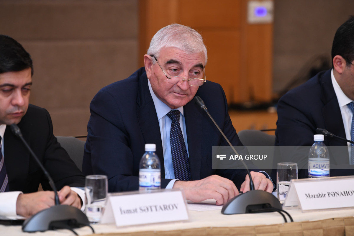 Məzahir Pənahov: Fəaliyyətimizi hər zaman mikroskopla araşdırırlar ki, bizə irad tutsunlar