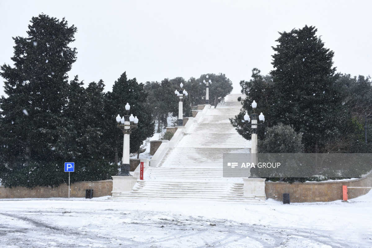 Bakıya qar yağacaq, temperatur 5-8 dərəcə düşəcək - XƏBƏRDARLIQ 