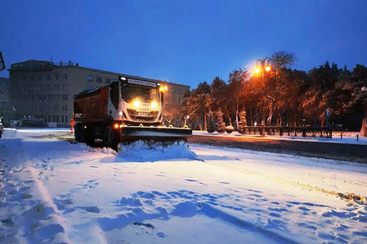 BŞİH-in kommunal strukturları gecə gücləndirilmiş iş rejimində çalışıblar - FOTO 