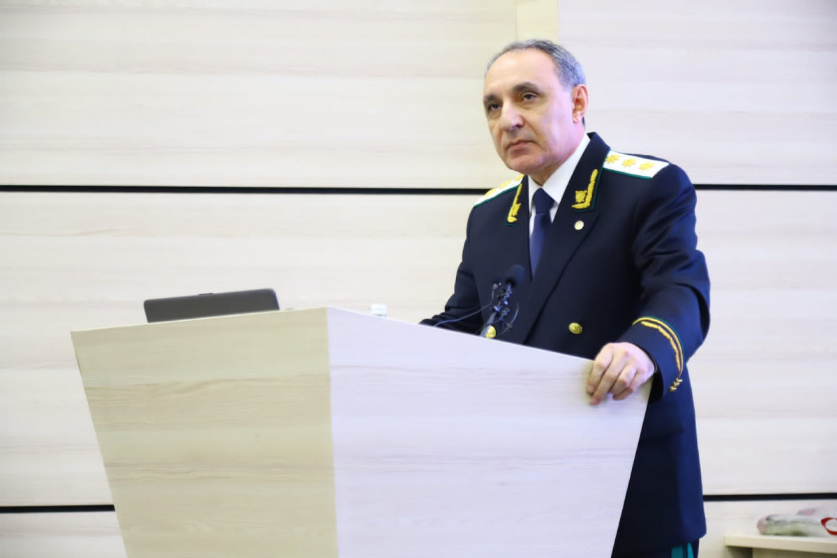 Prokurorluq orqanlarında 10 qadın rəhbər vəzifədə çalışır