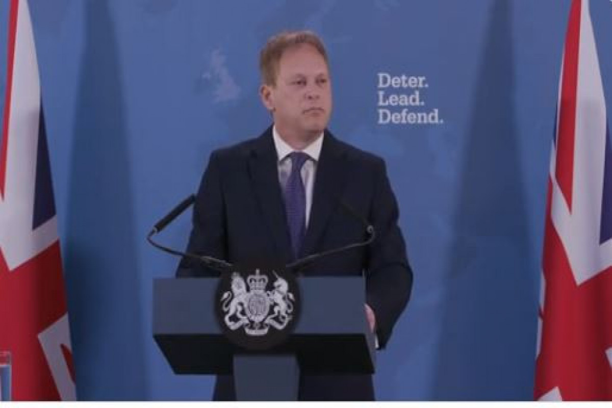 Britaniyanın müdafiə naziri Qrant Şapps