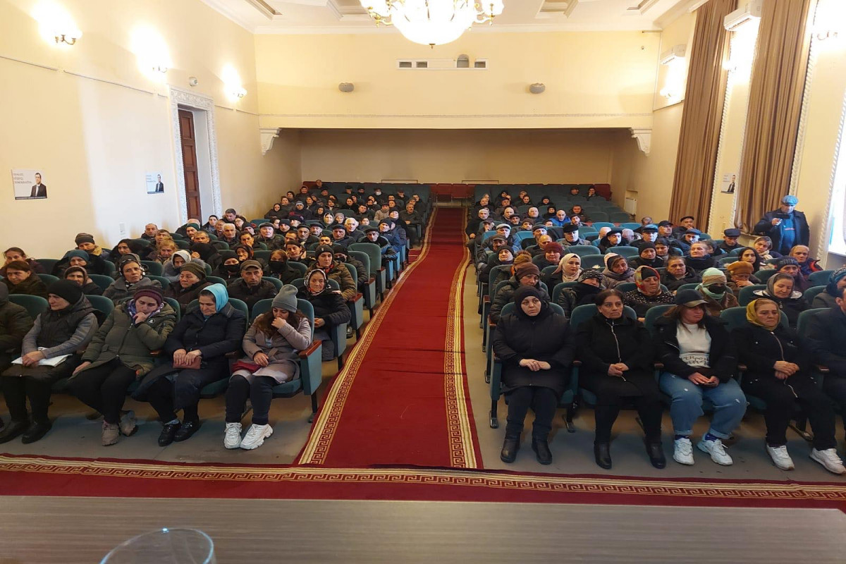 ® Prezidentliyə namizəd Qüdrət Həsənquliyev Sumqayıtda seçicilərlə görüşüb  - FOTO 