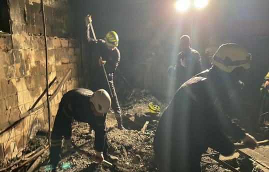 Bakıda partlayış baş verən sexdə axtarış-xiıasetmə əməliyyatı davam edir - YENİLƏNİB  - FOTO  - VİDEO 