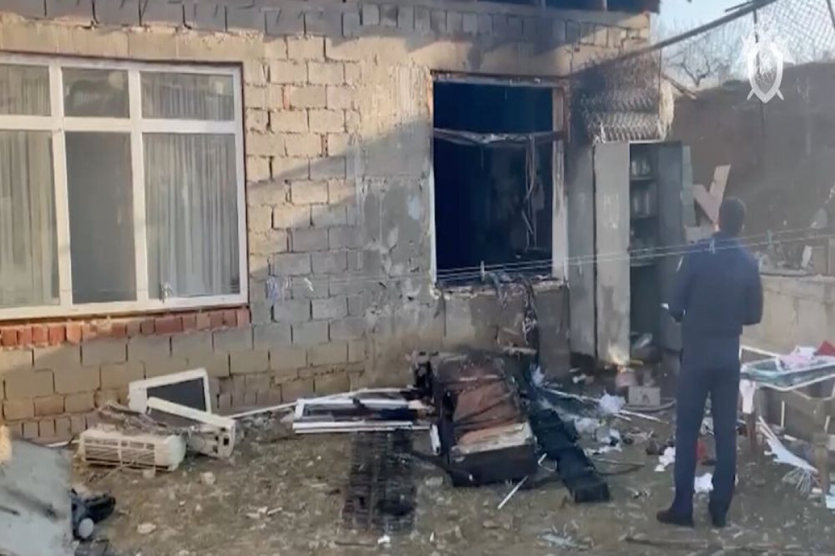 Mahaçqalada qaz sızmasından yanğın olub, üç azyaşlı ölüb