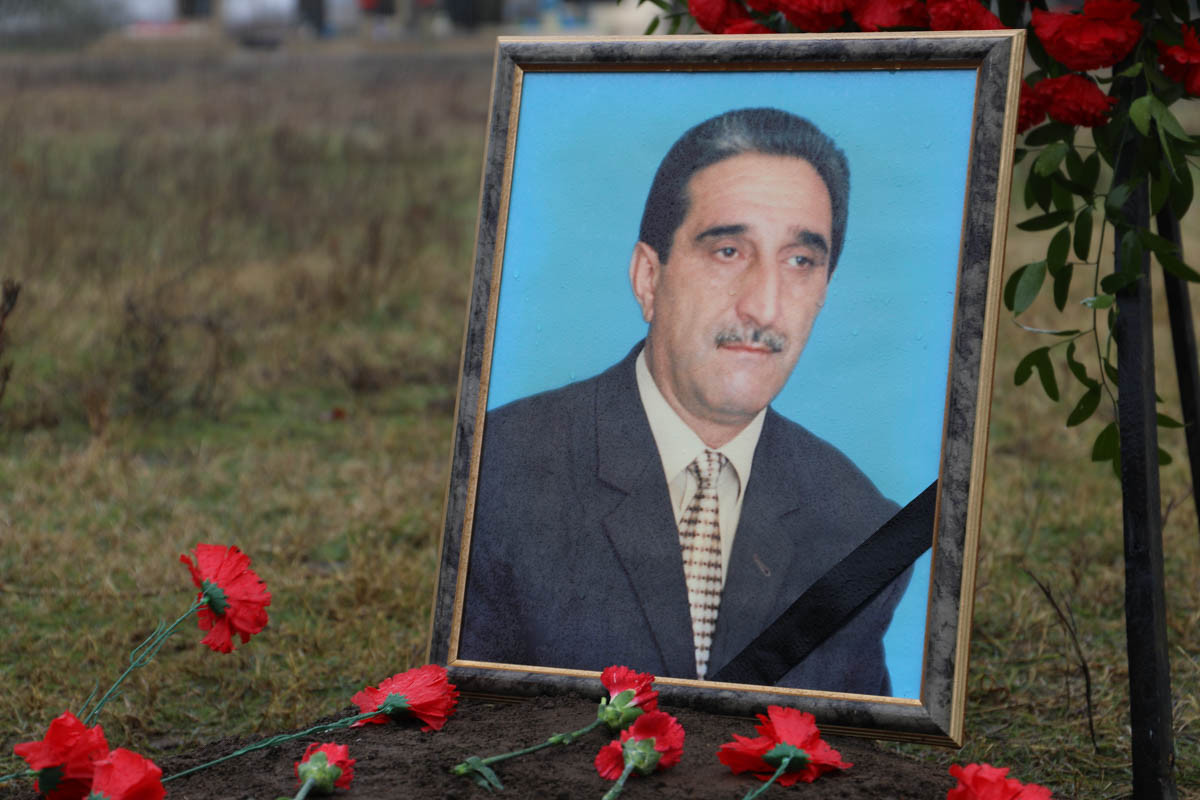 Əməkdar artist Niftulla Əsgərov dəfn olunub - YENİLƏNİB  - FOTO 