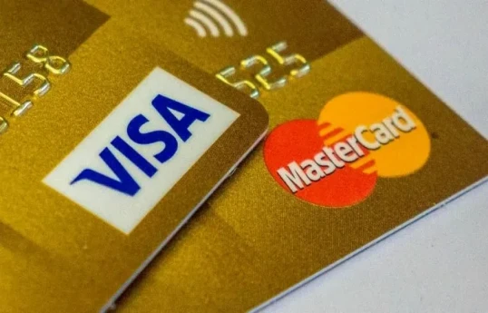 Ötən il Azərbaycanda “Mastercard” və “Visa” kartları ilə əməliyyatların həcmi  - 85 mlrd. manatı ötüb 