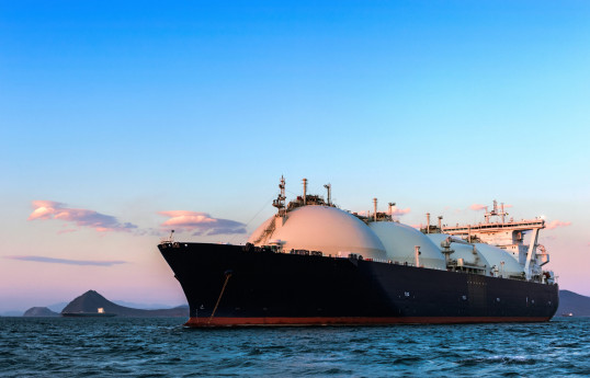 “QatarEnergy” bəzi LNG tədarüklərinin gecikmələrini təsdiqləyib