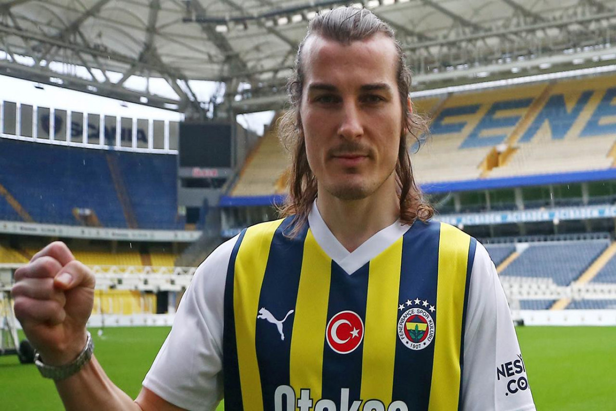 "Fənərbaxça" Çağlar Söyüncü transferini açıqlayıb
