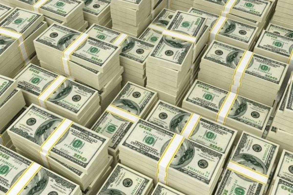 Bu ay valyuta hərraclarında dollar tələbi 417 milyonu ötüb