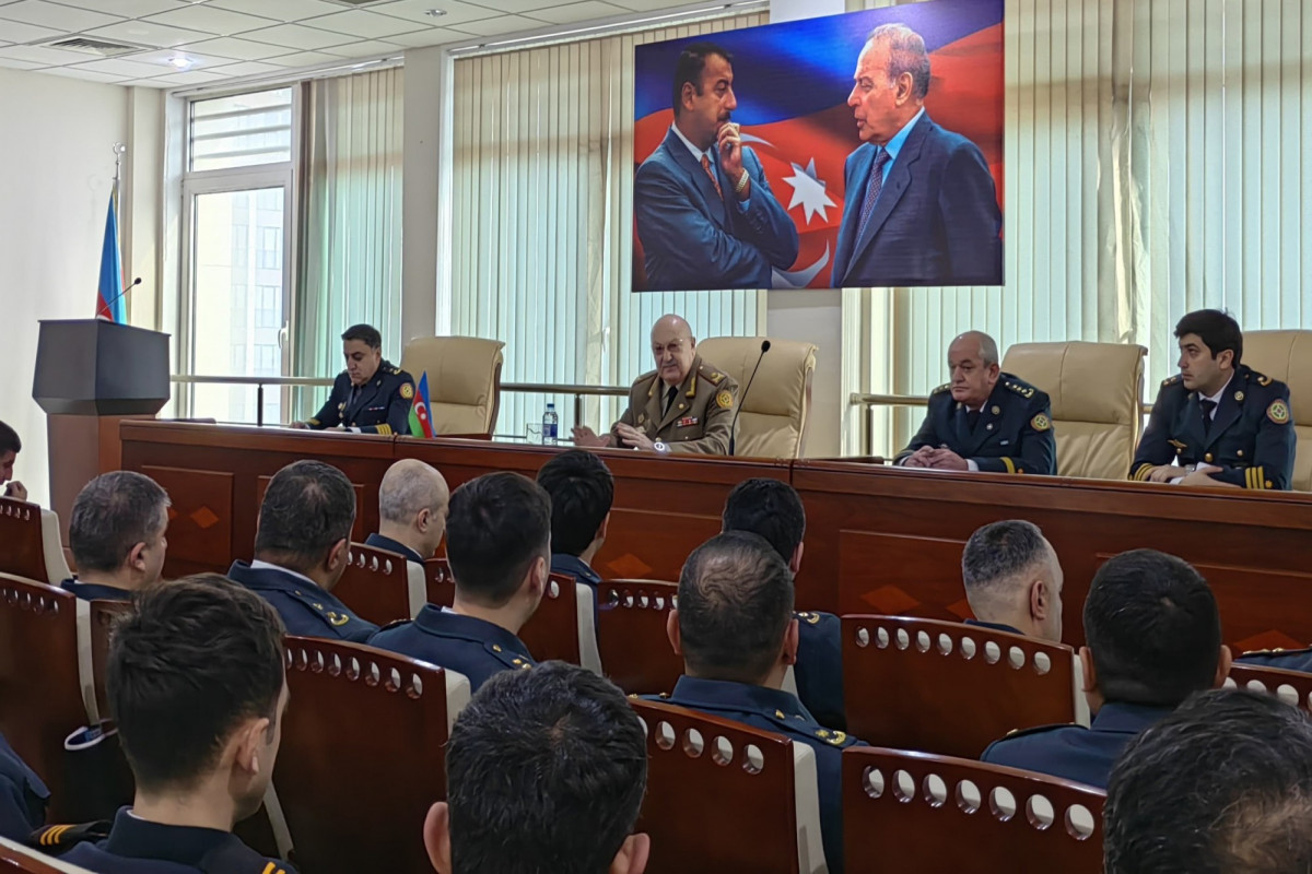Dövlət Xidmətində ötən il  görülən işlər müzakirə olunub, tapşırıqlar verilib