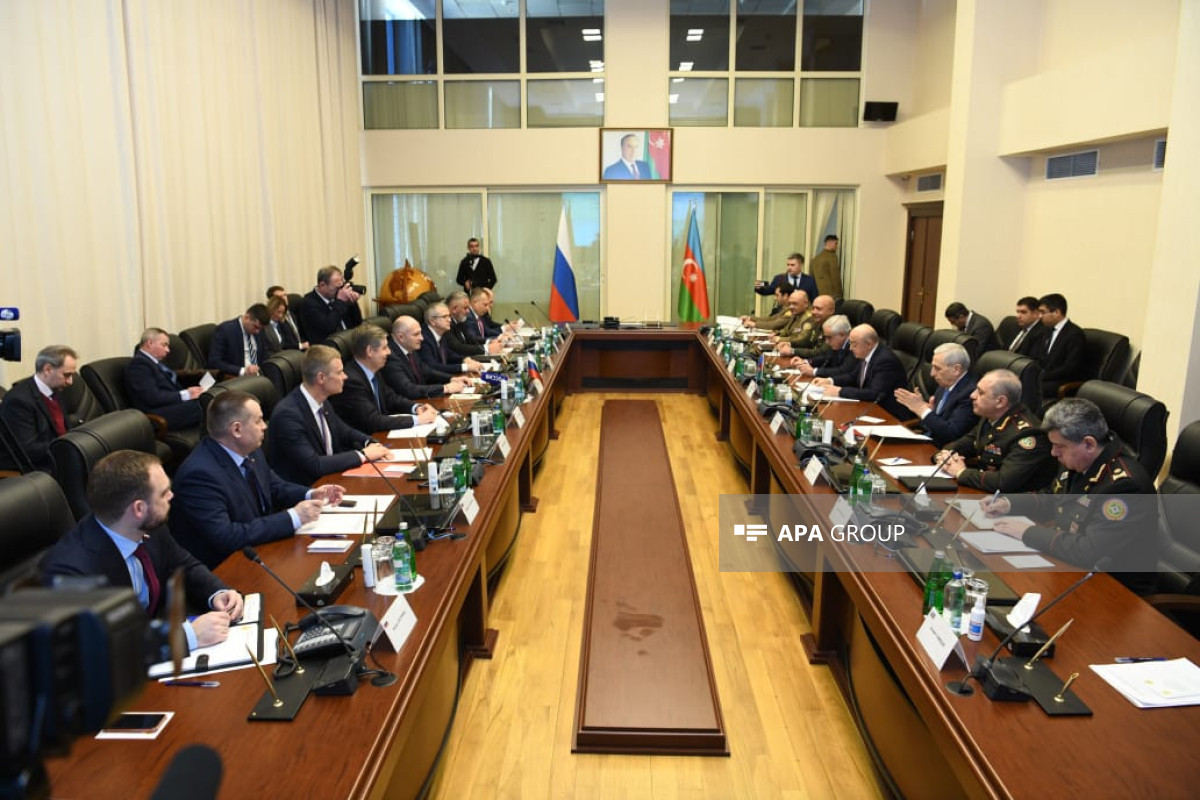 Kəmaləddin Heydərov Rusiya fövqəladə hallar naziri Aleksandr Kurenkovla görüşüb