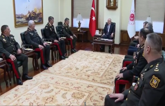 Türkiyə müdafiə naziri azərbaycanlı generalları qəbul edib - VİDEO 