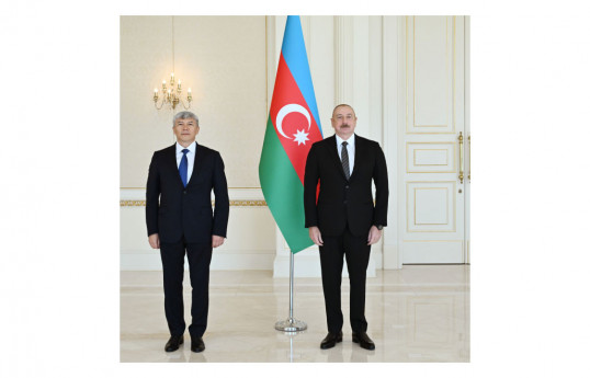 Prezident Qırğızıstanın yeni təyin olunmuş səfirinin etimadnaməsini qəbul edib - YENİLƏNİB 