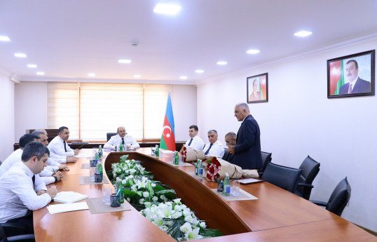 Baş Prokurorluğun 2 əməkdaşı təqaüdə göndərilib